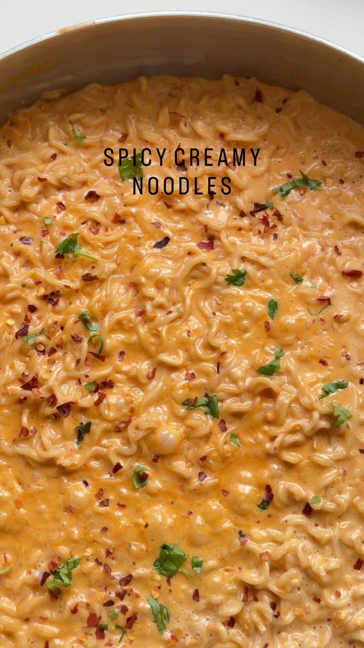 One-Pot Spicy Creamy Cheesy Noodles