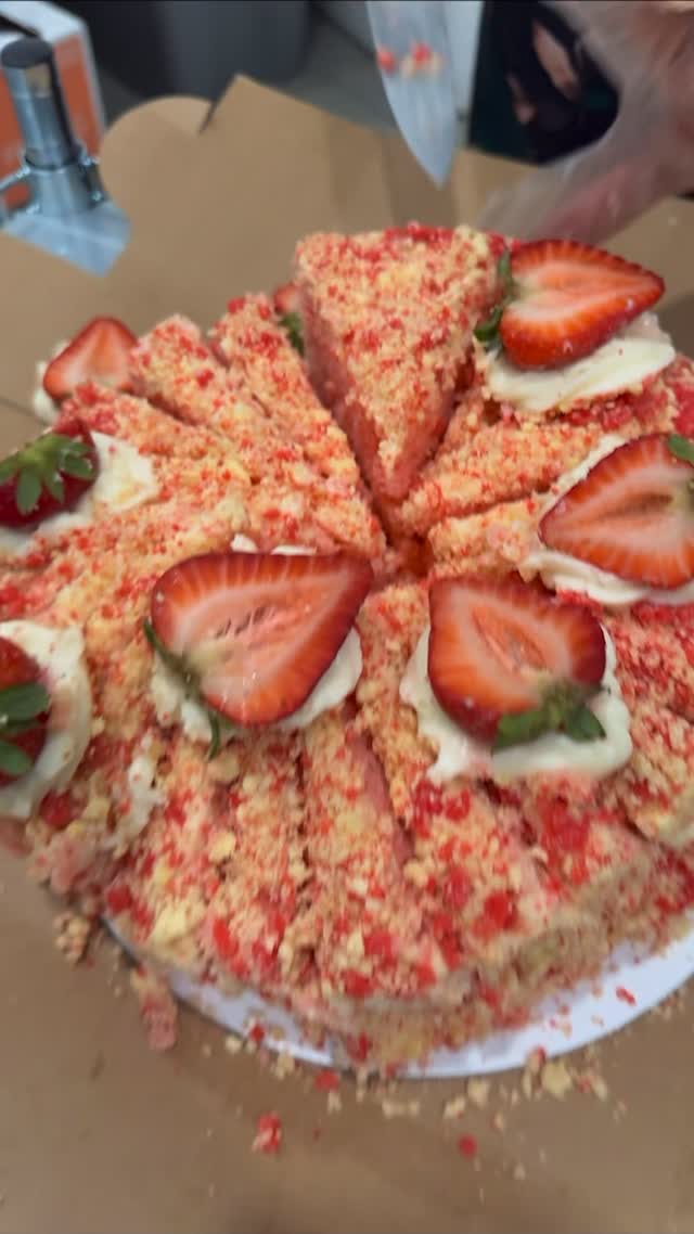 Strawberry Crunch Cake