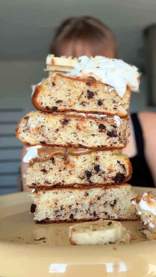 Mega Fluffy Banana Protein Omelette