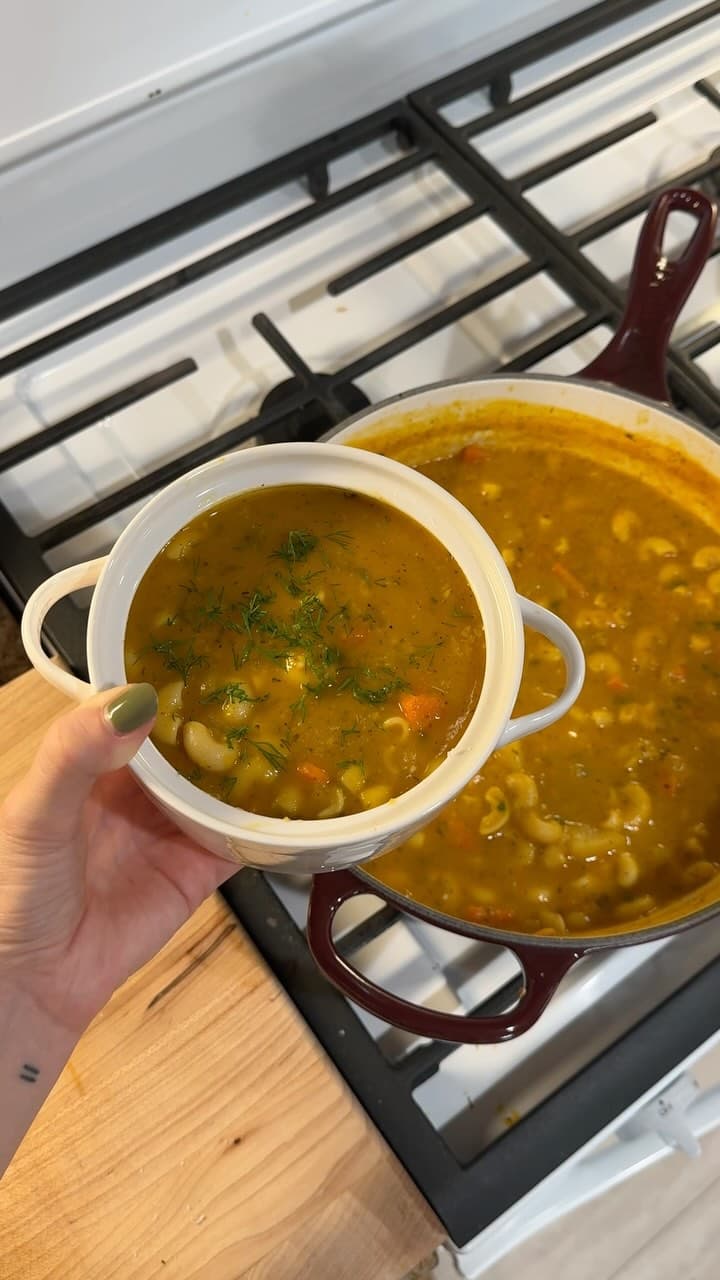 Sopa cremosa de verduras con codos Banza