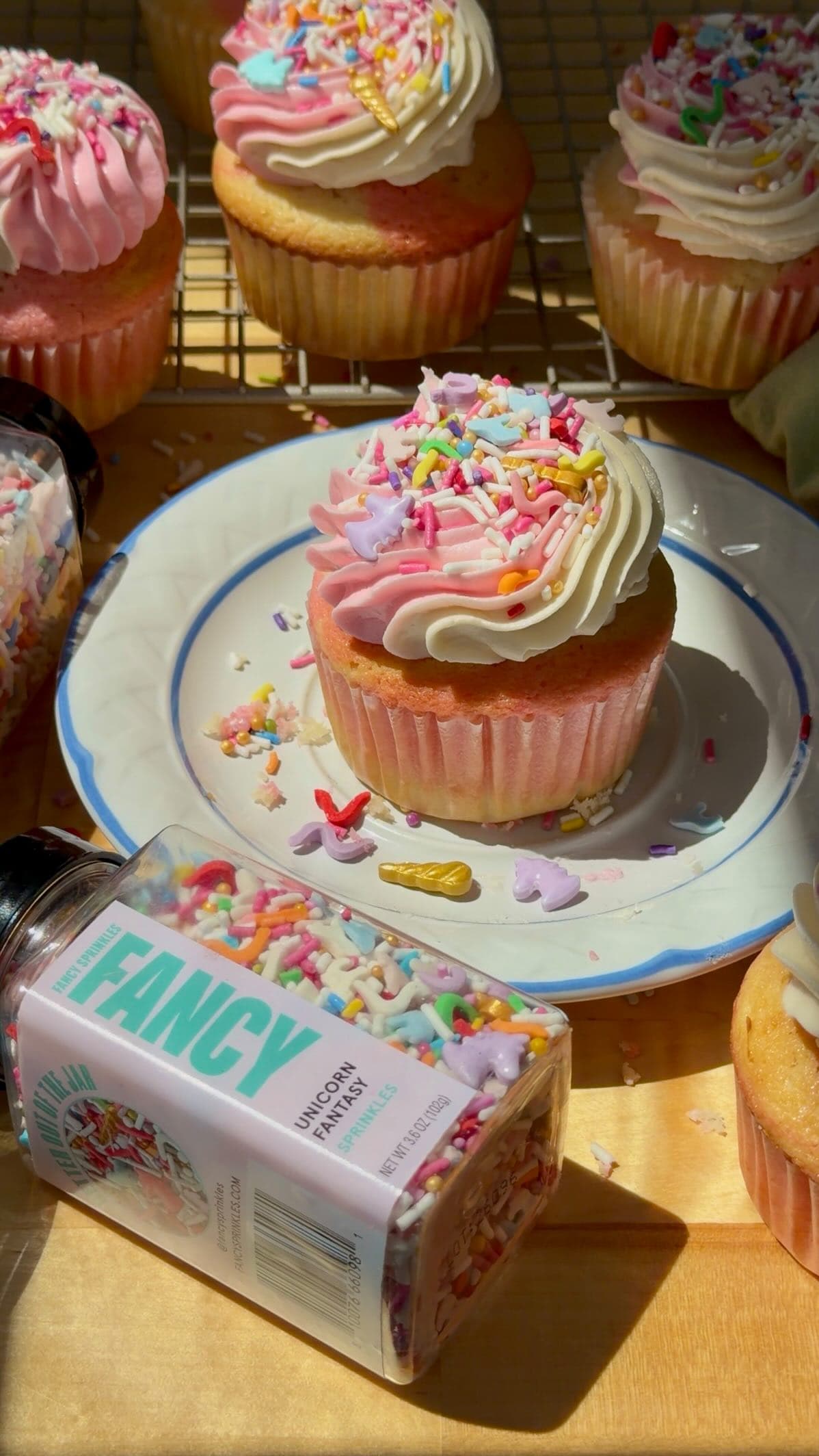 Pink Swirl Unicorn Fantasy Cupcakes