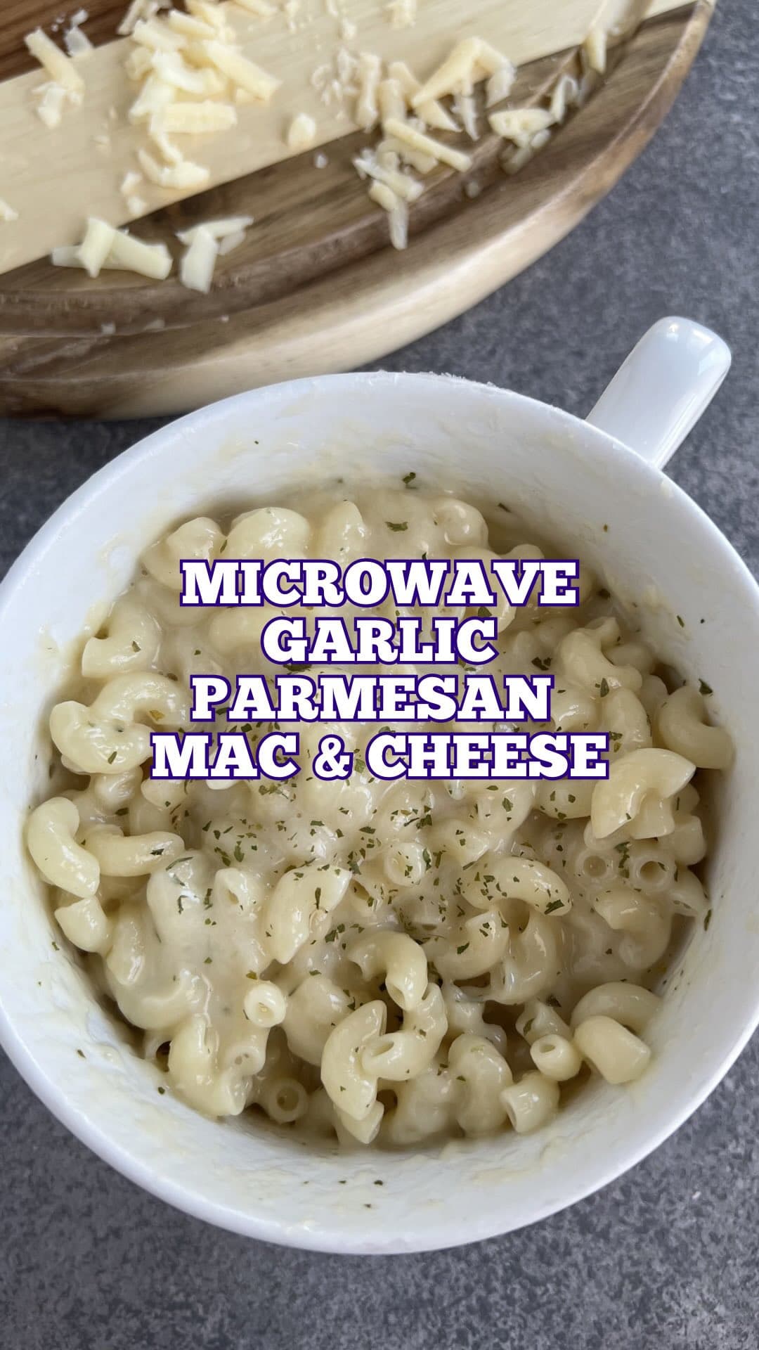Vitlöksparmesan Mac and Cheese i mugg
