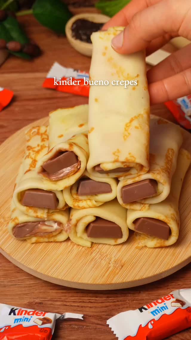 Kinder Bueno Crepe Rolls