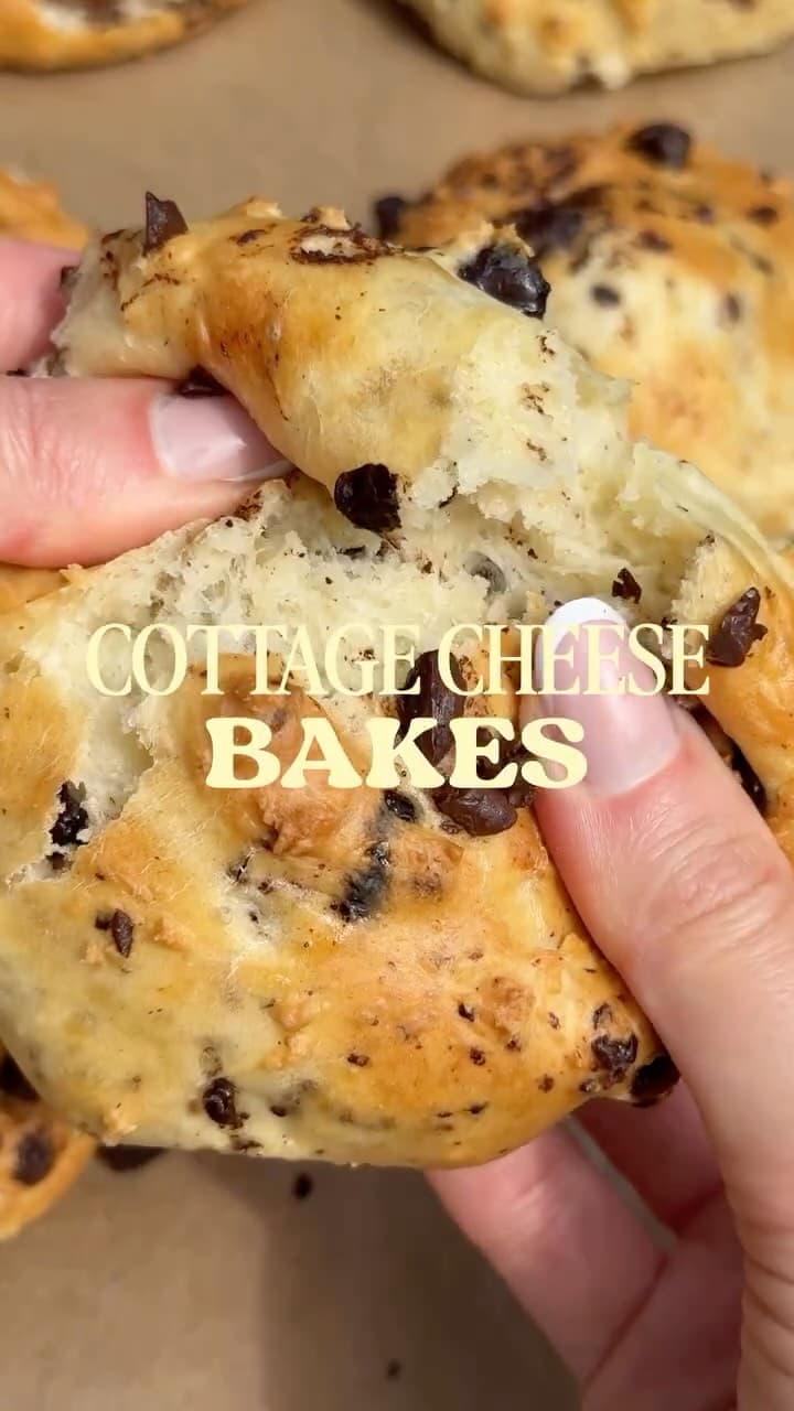 Chocolate Chip Cottage Cheese Buns
