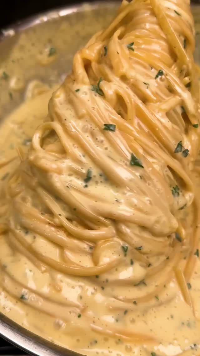 One Pot Garlic Parmesan Pasta