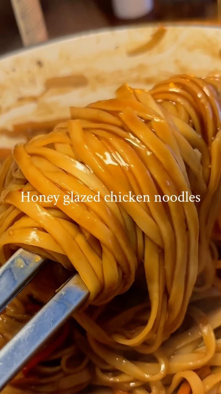 One-Pot Honey-Soy Chicken Noodles