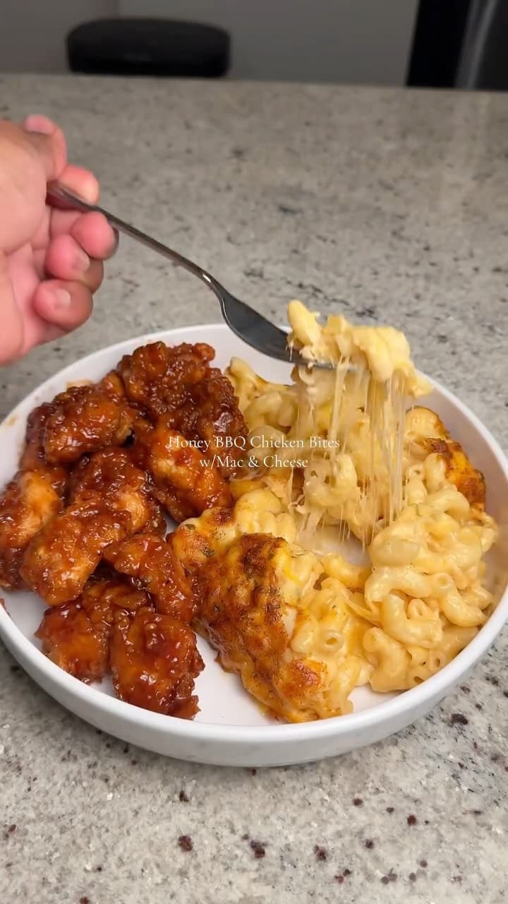 Honey BBQ Chicken Bites with Mac & Cheese