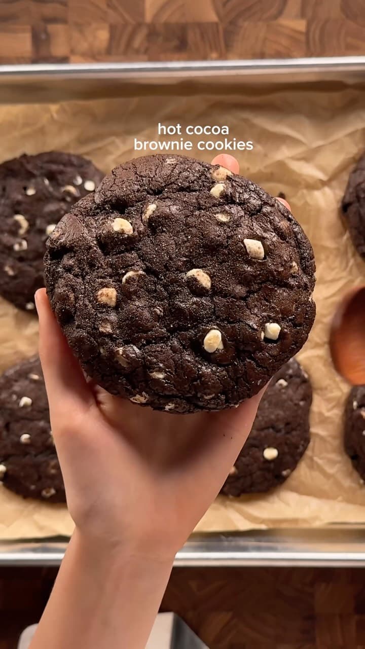 Hot Cocoa Brownie Cookies