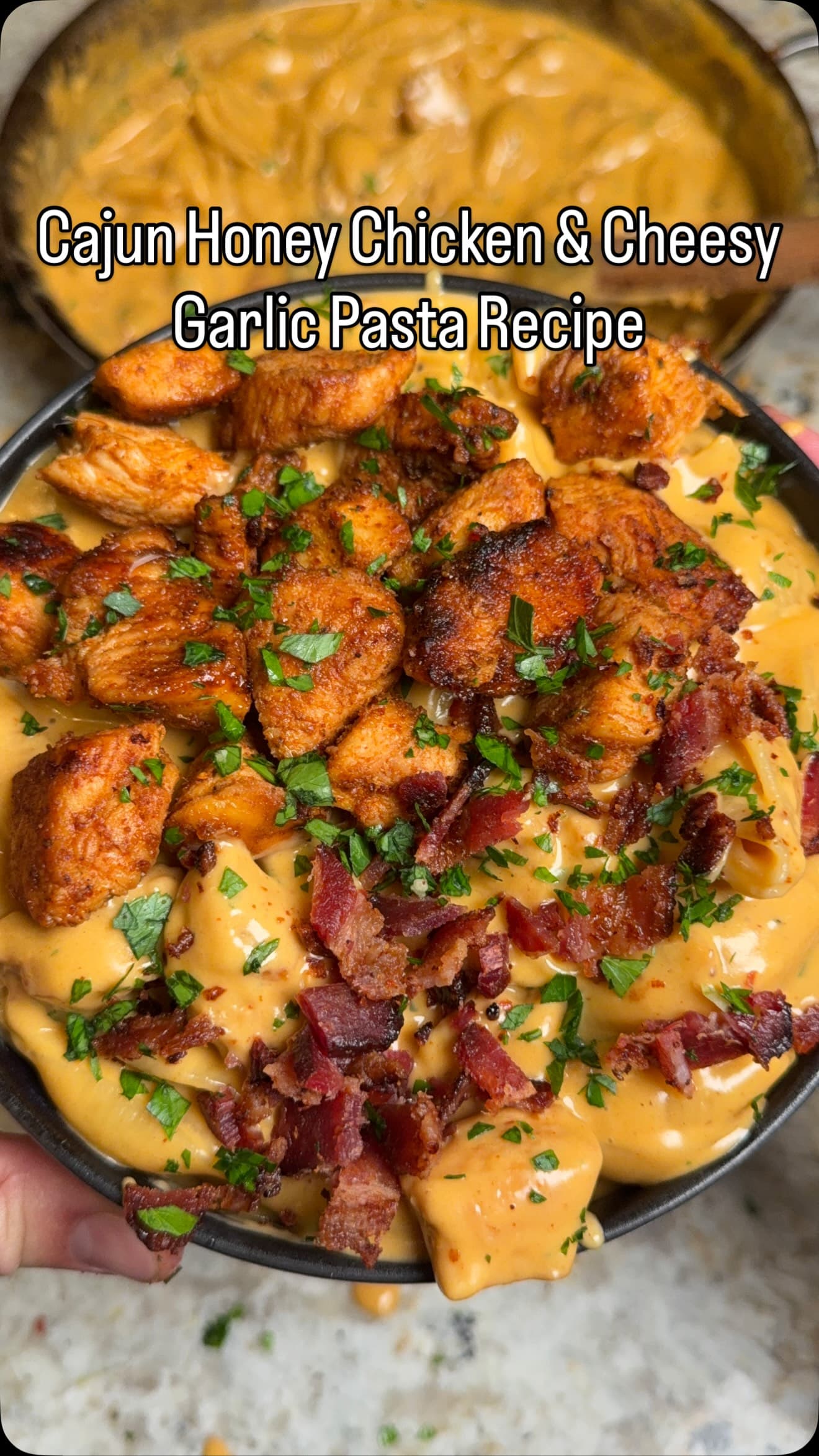Cajun Honey Chicken & Cheesy Garlic Pasta