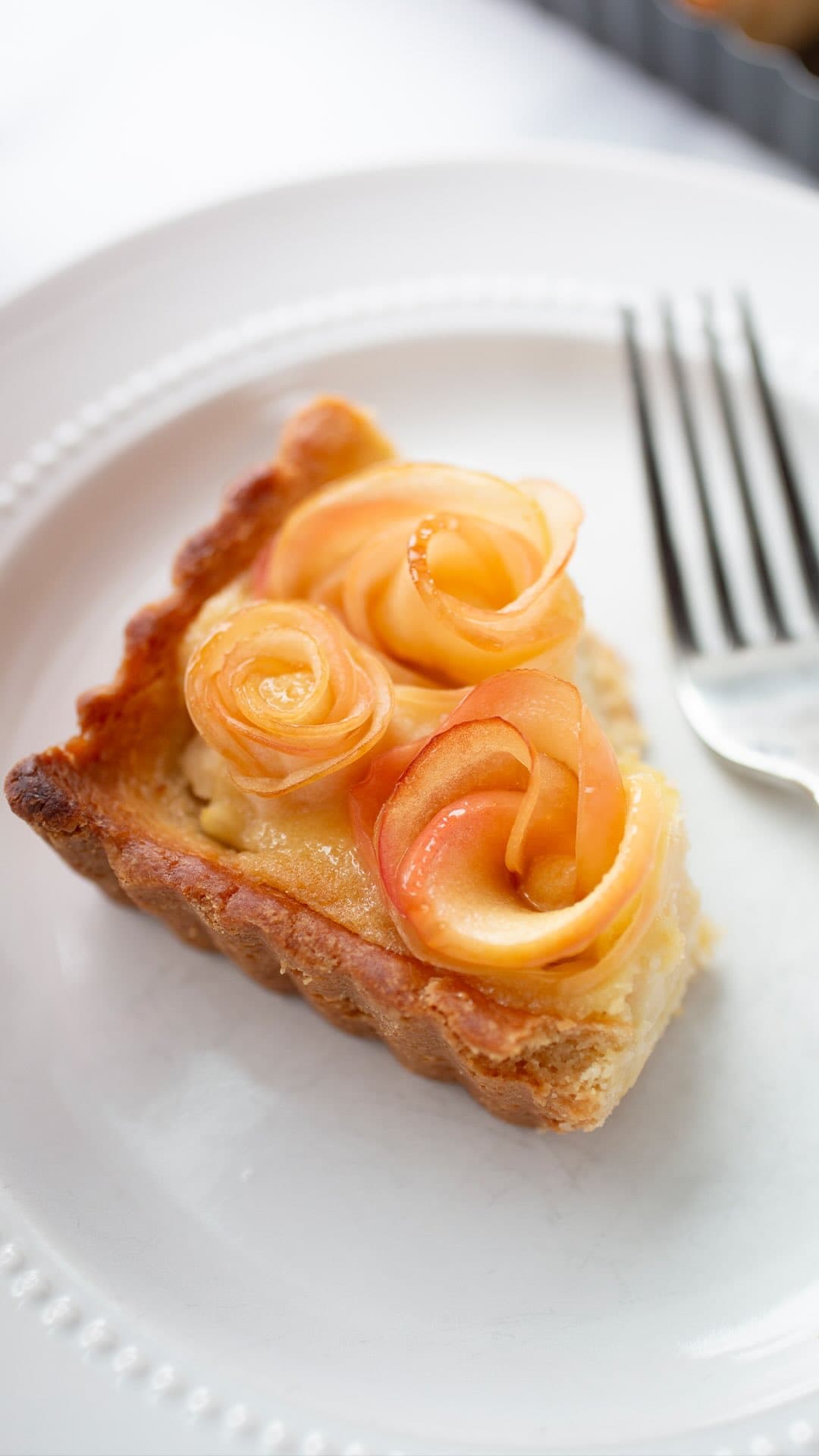 Crostata di Mele a Rosa con Frangipane