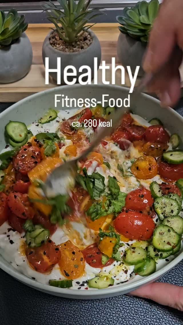 Tomato Cottage Cheese Bowl