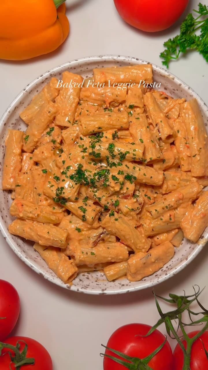 Creamy Tomato Feta Pasta Bake