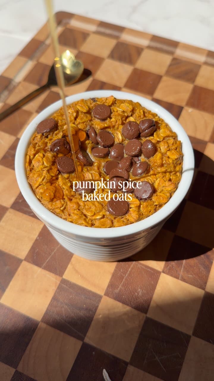 Pumpkin Spice Baked Oats