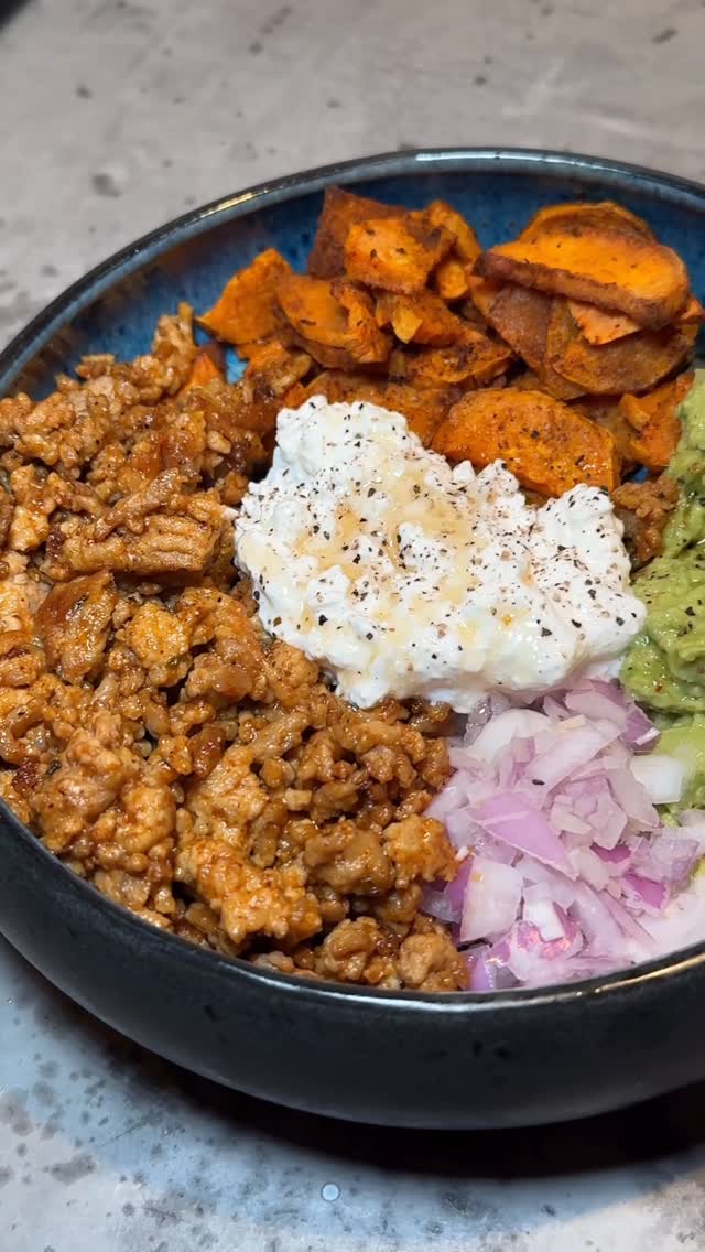 Mediterranean Chickpea Bowl