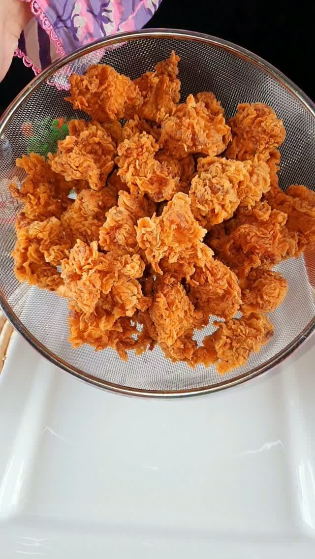 Chicken Popcorn Dynamite Shakers