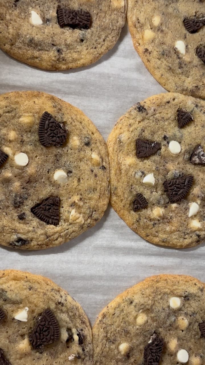 Cookies and Cream Cookies