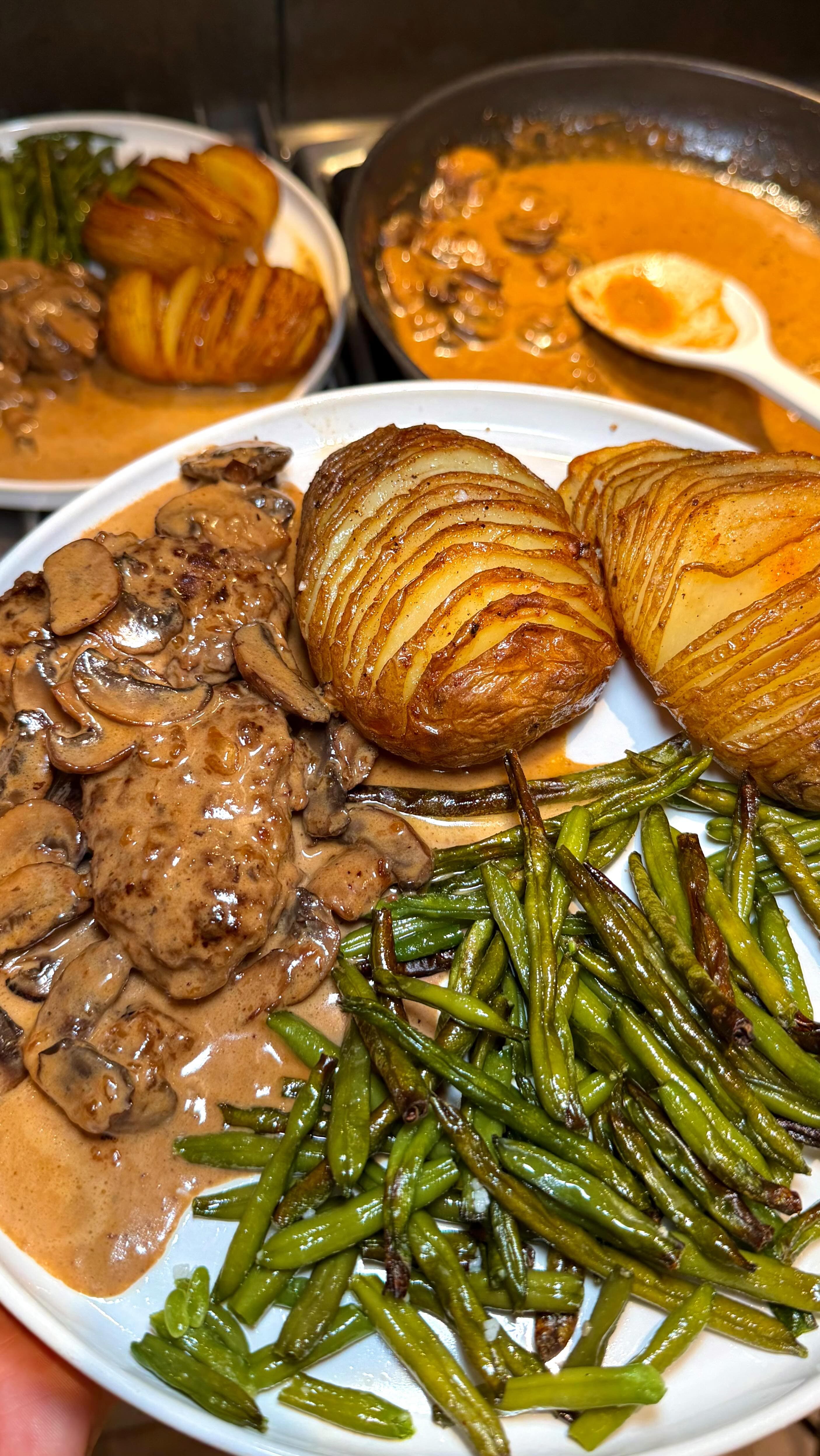 Beef Patties with Creamy Mushroom Sauce & Hasselback Potatoes
