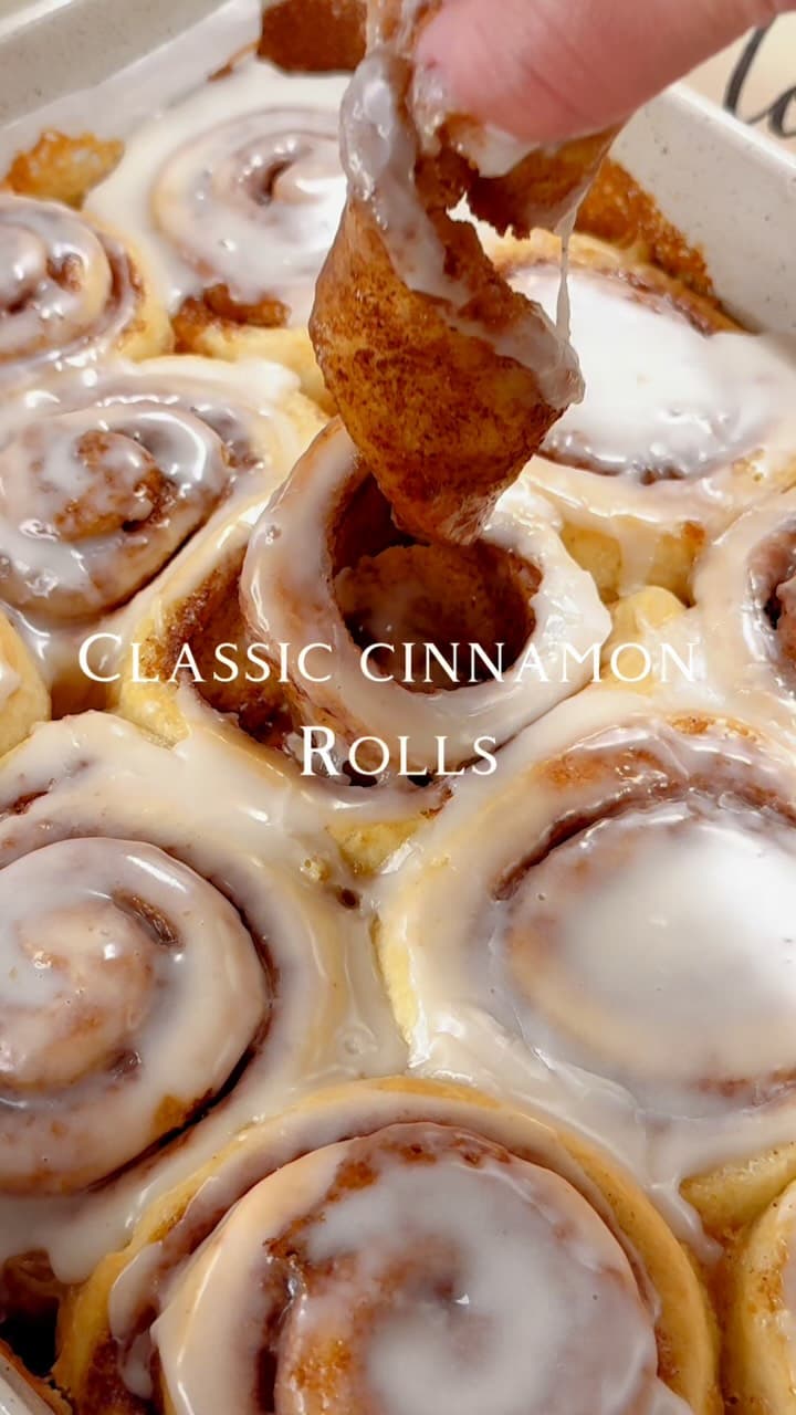 Classic Cinnamon Rolls