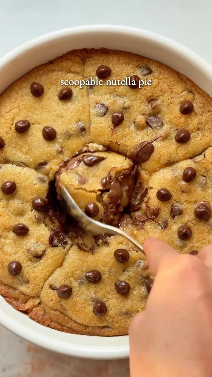 Scoopable Nutella Pie