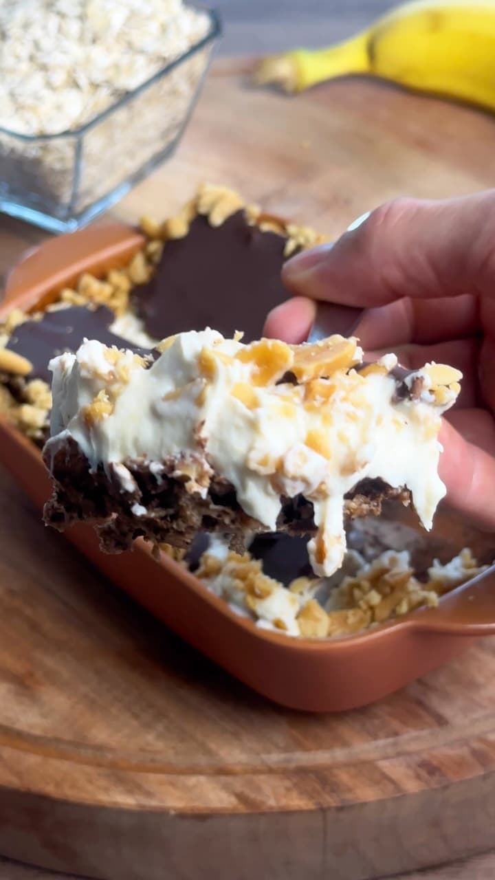 High Protein Snickers Overnight Oats
