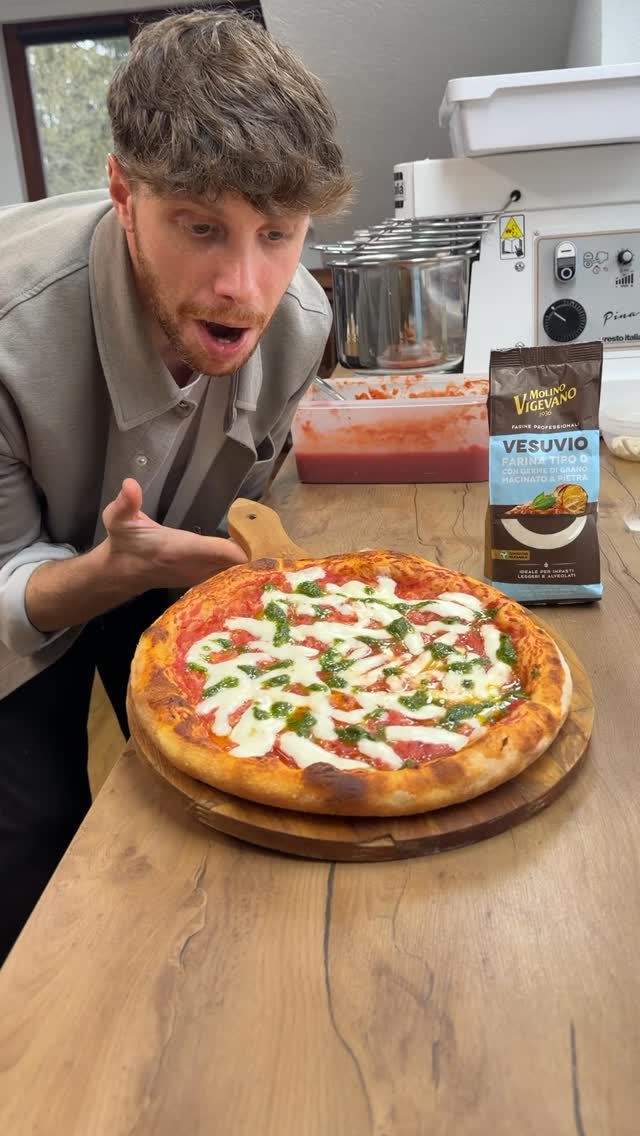Pizza nel forno di casa