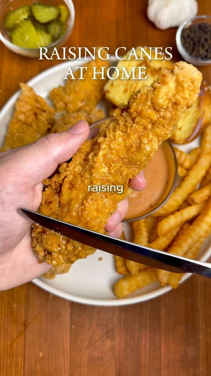 Tiras de pollo crujiente estilo Raising Cane's