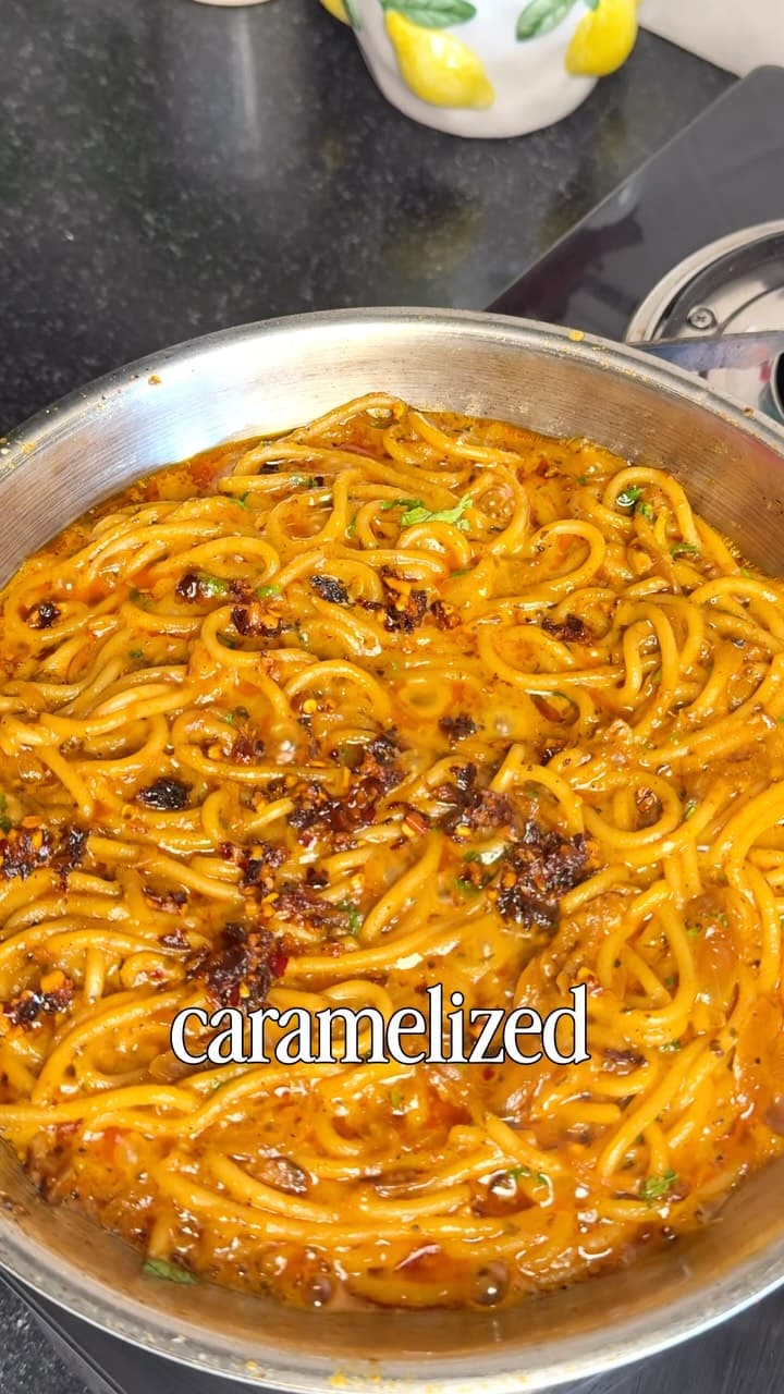 Caramelised Onion & Garlic Spaghetti