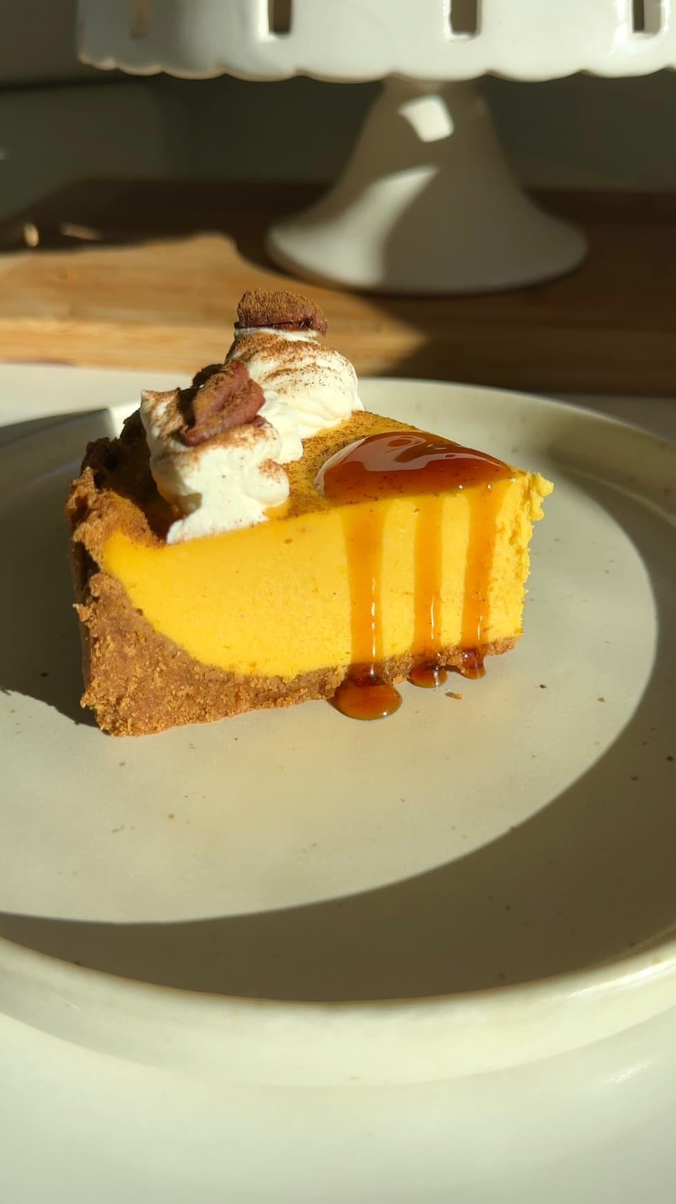 Cheesecake autunnale alla zucca con noci pecan