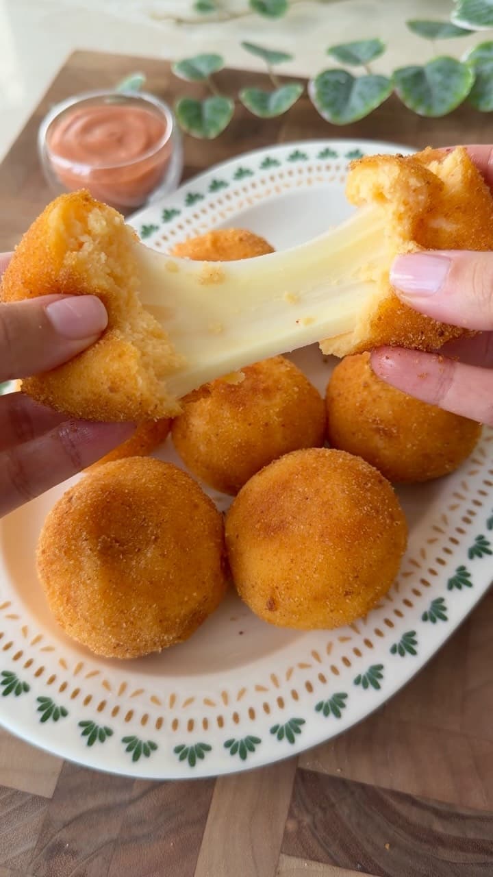 Crispy Potato Cheese Balls