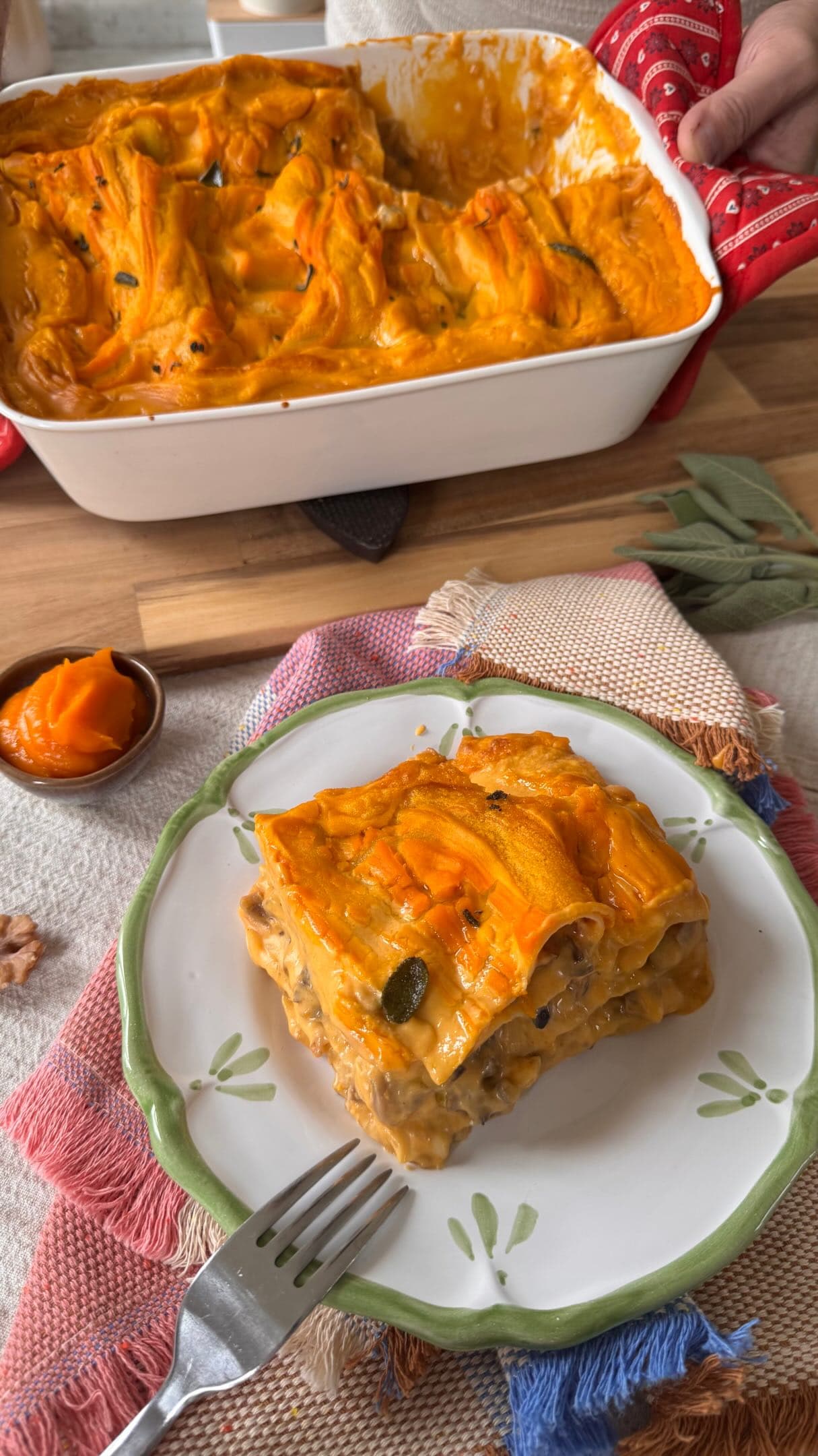 Lasagna autunnale con besciamella di zucca e funghi