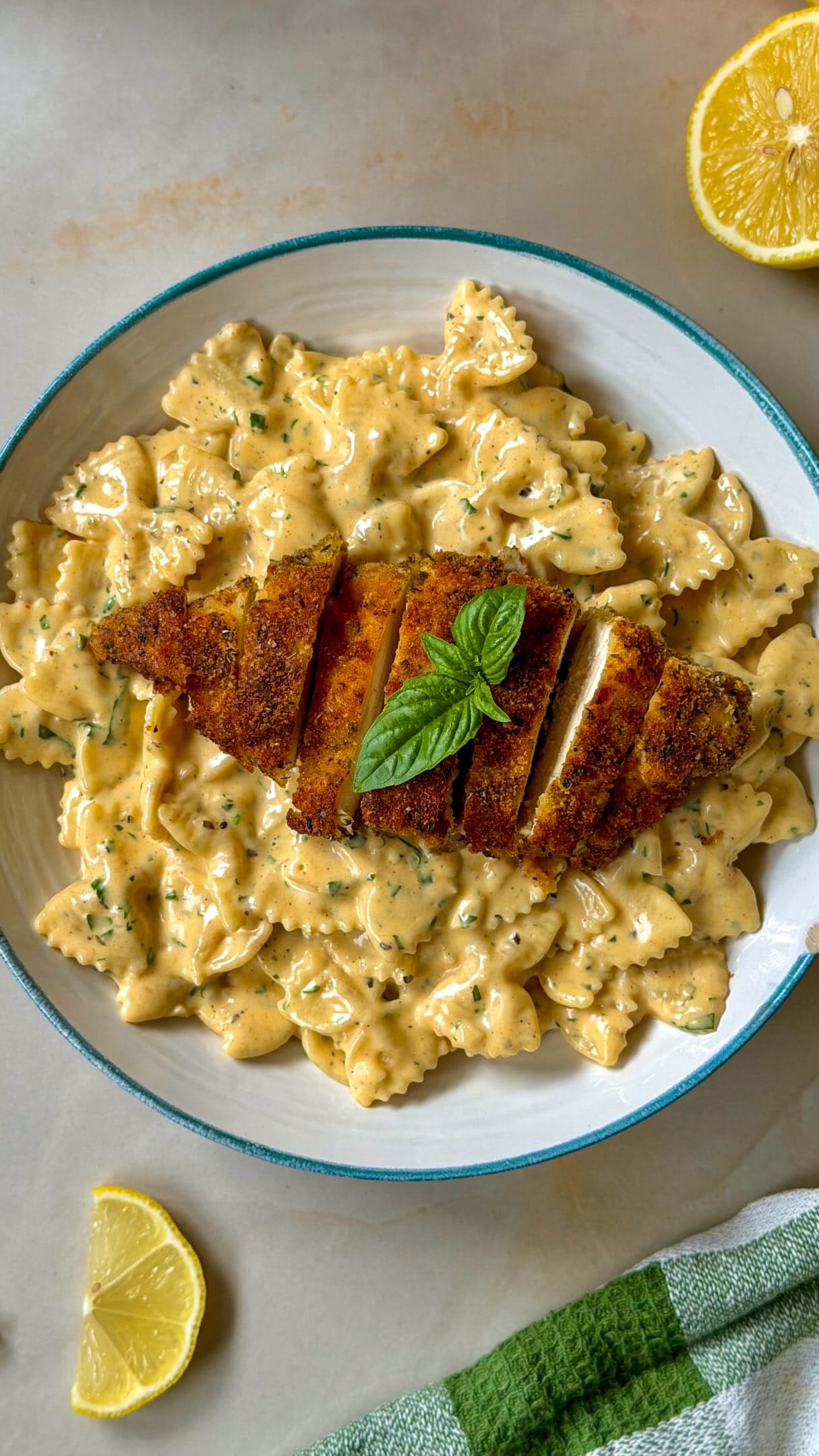 Creamy Garlic Chicken Pasta