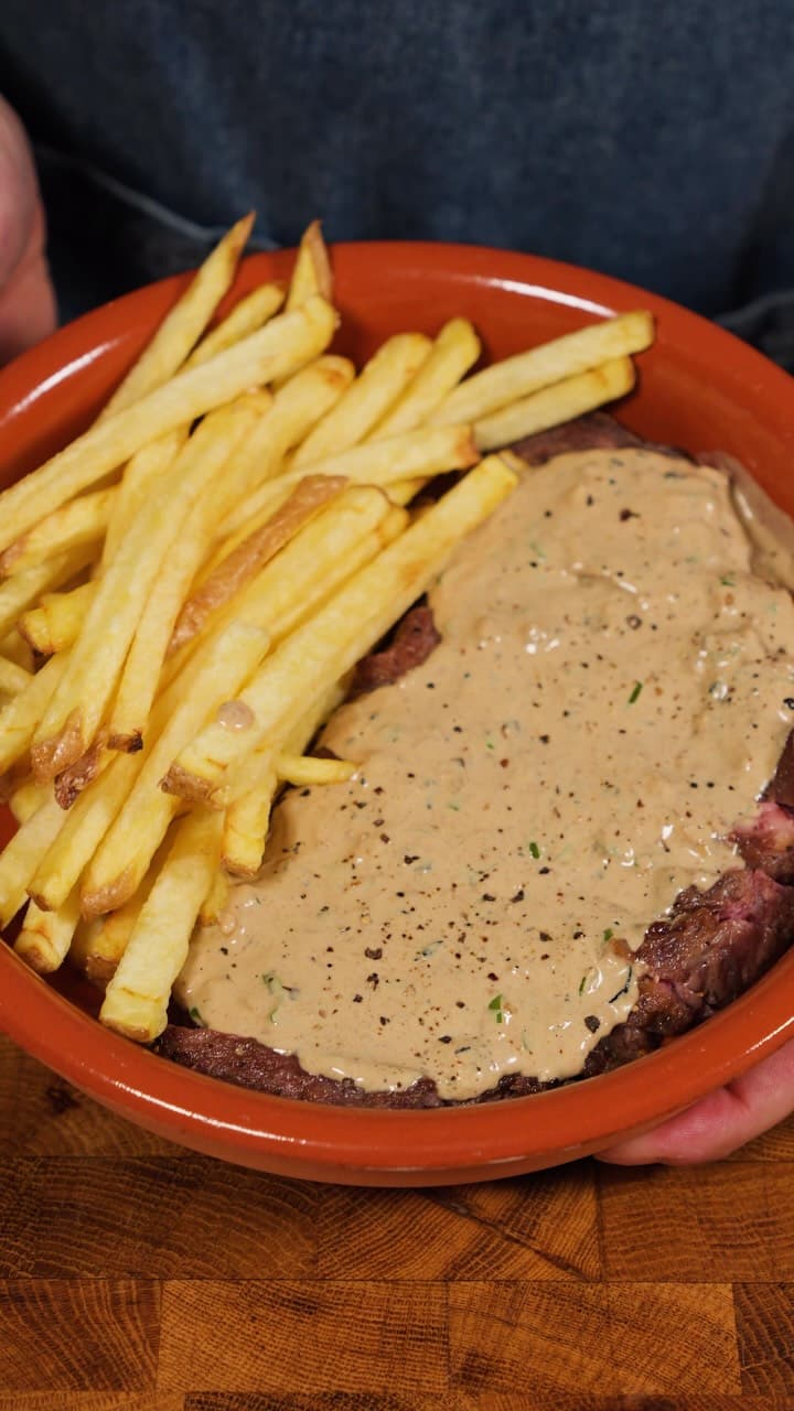 Bife com Sauce à Jamon