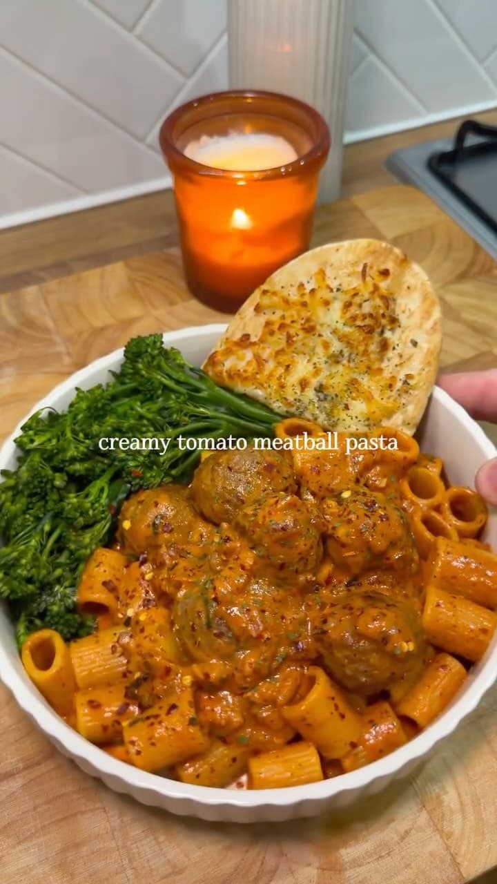 Creamy Tomato Meatball Pasta