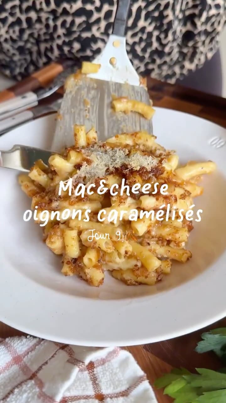 Mac & cheese aux oignons caramélisés