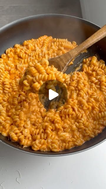 Pink Sauce Mac & Cheese