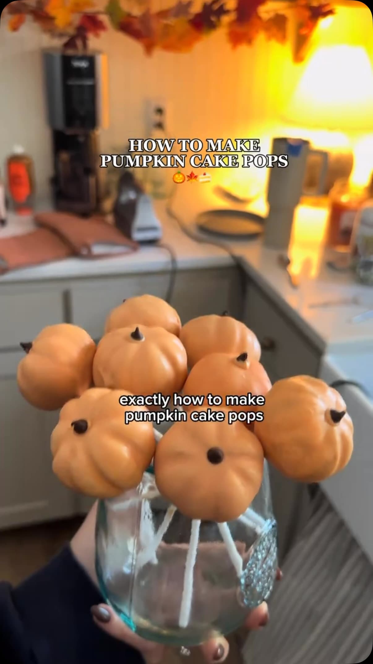 Happy Pumpkin Cake Pops