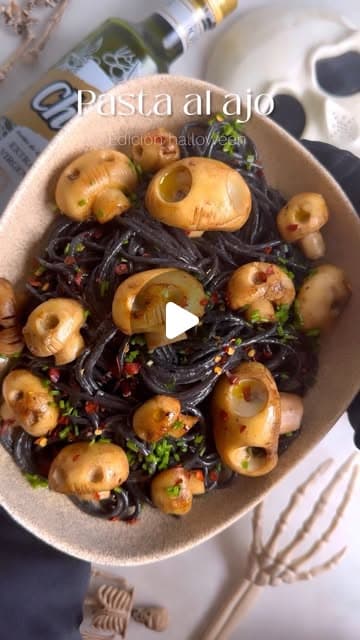 Pasta al Ajo Halloween