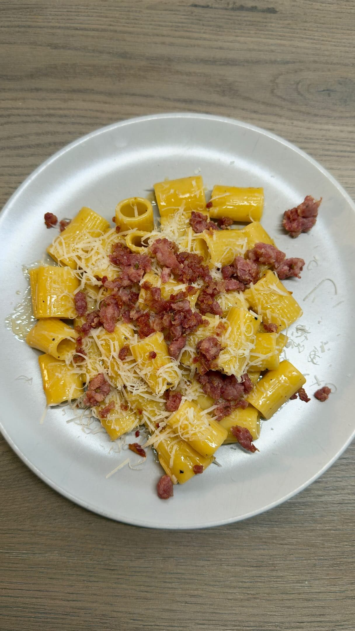 Salsiccia Carbonara