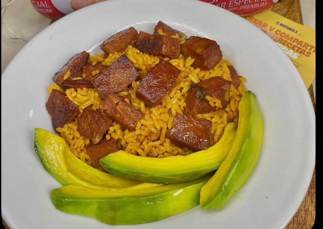 Locrio de salami