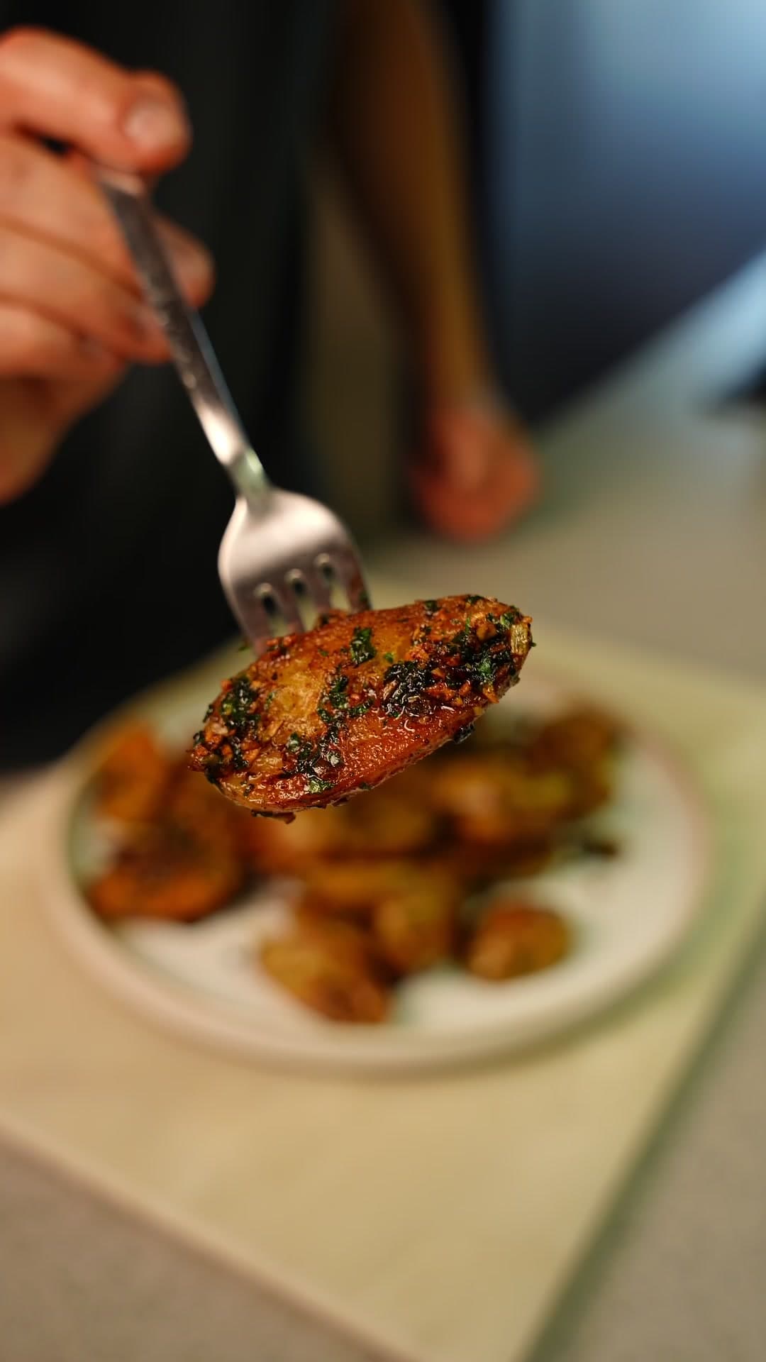Batatas Crocantes com Manteiga e Alho