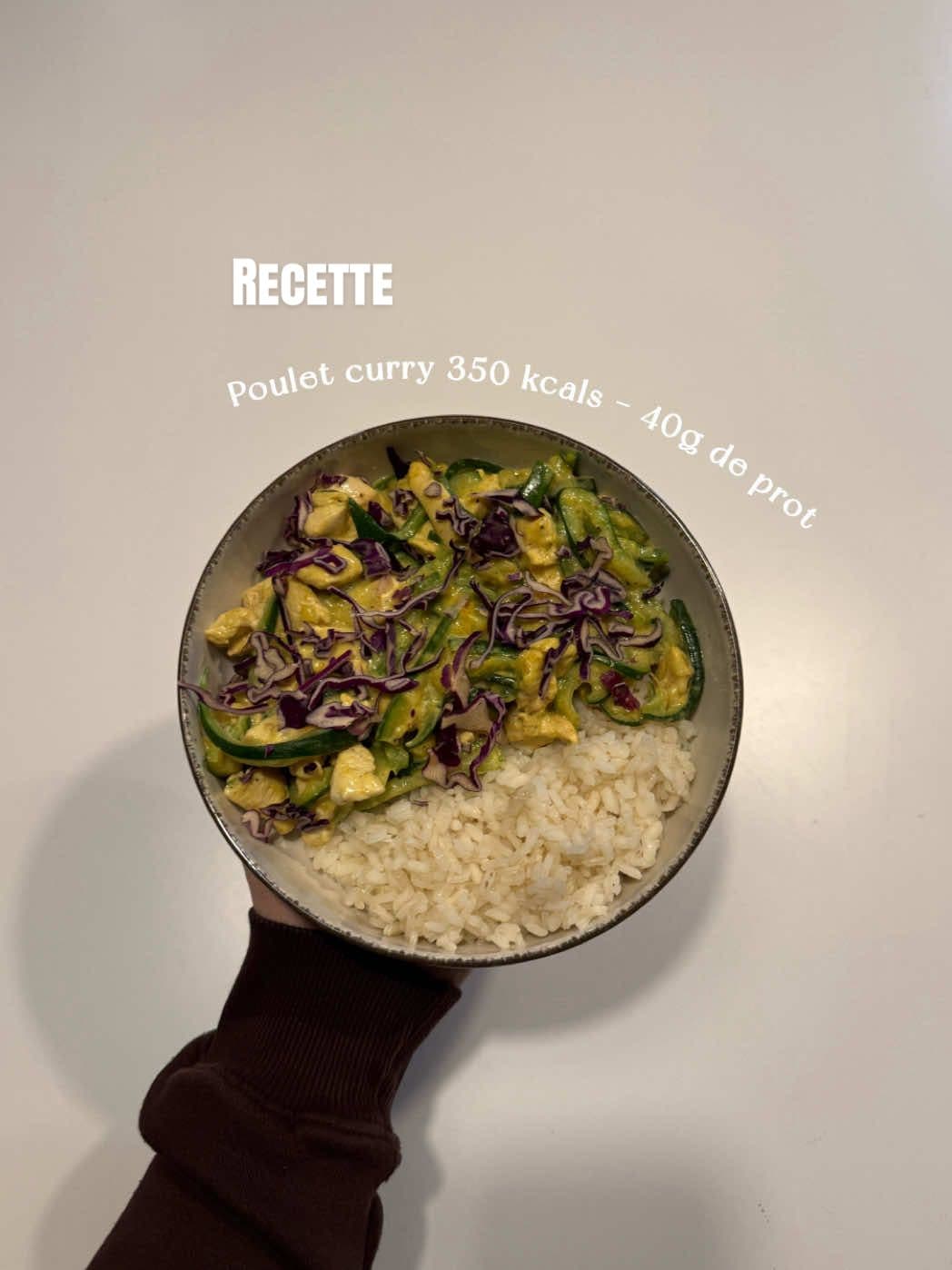 Poulet au curry et courgettes