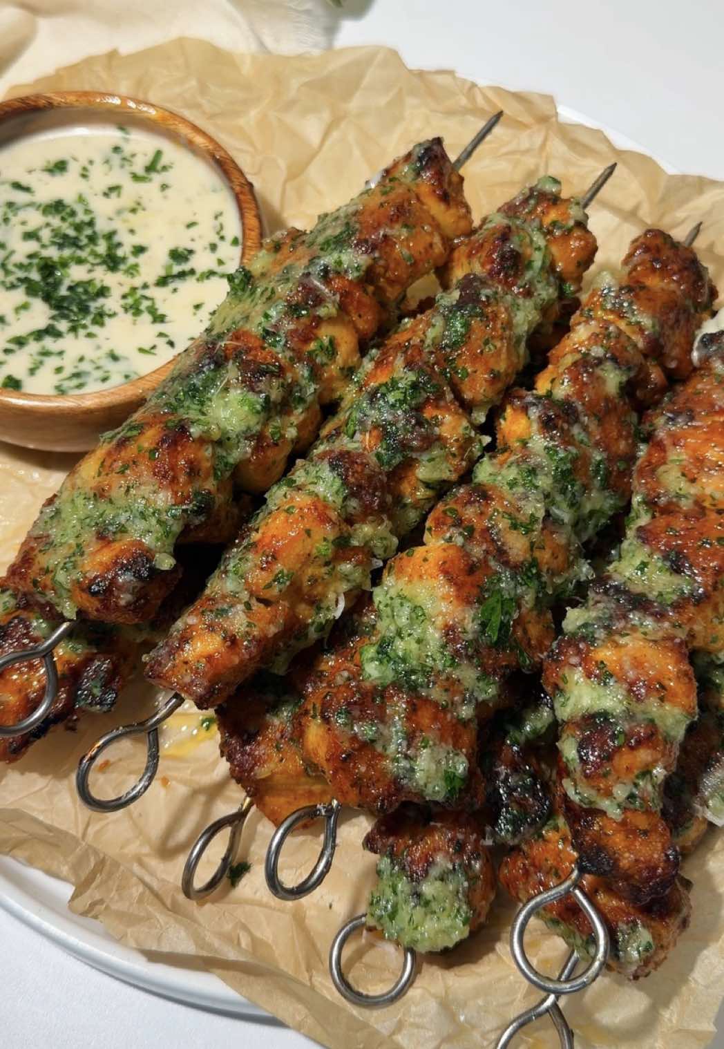 Espetinhos de Frango ao Alho e Parme