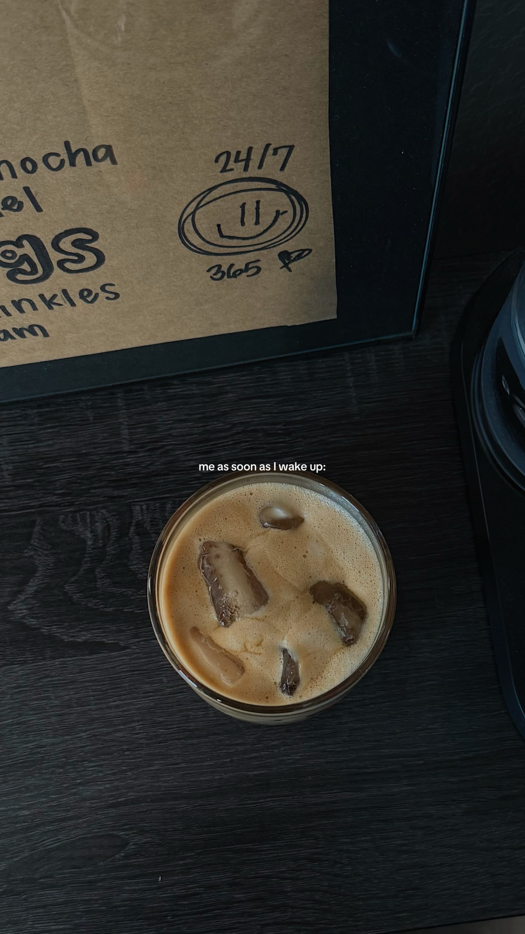 لاتيه مثلج