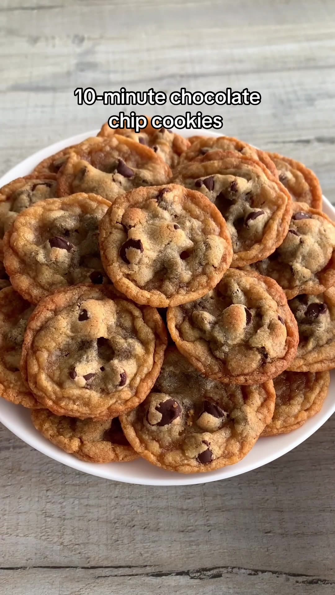 10 Minute Chocolate Chip Cookies