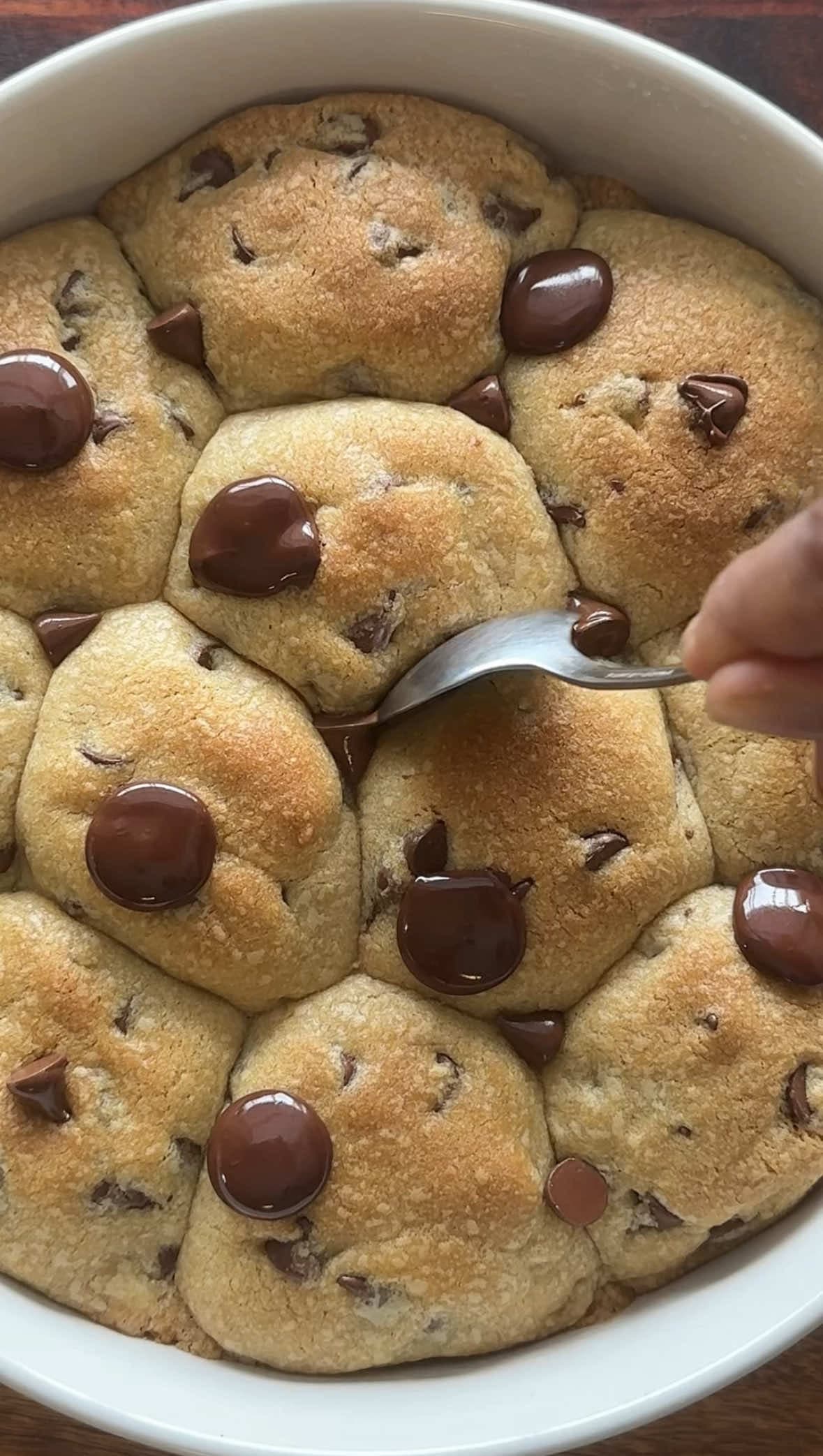 Scoopable Nutella Cookie Pie
