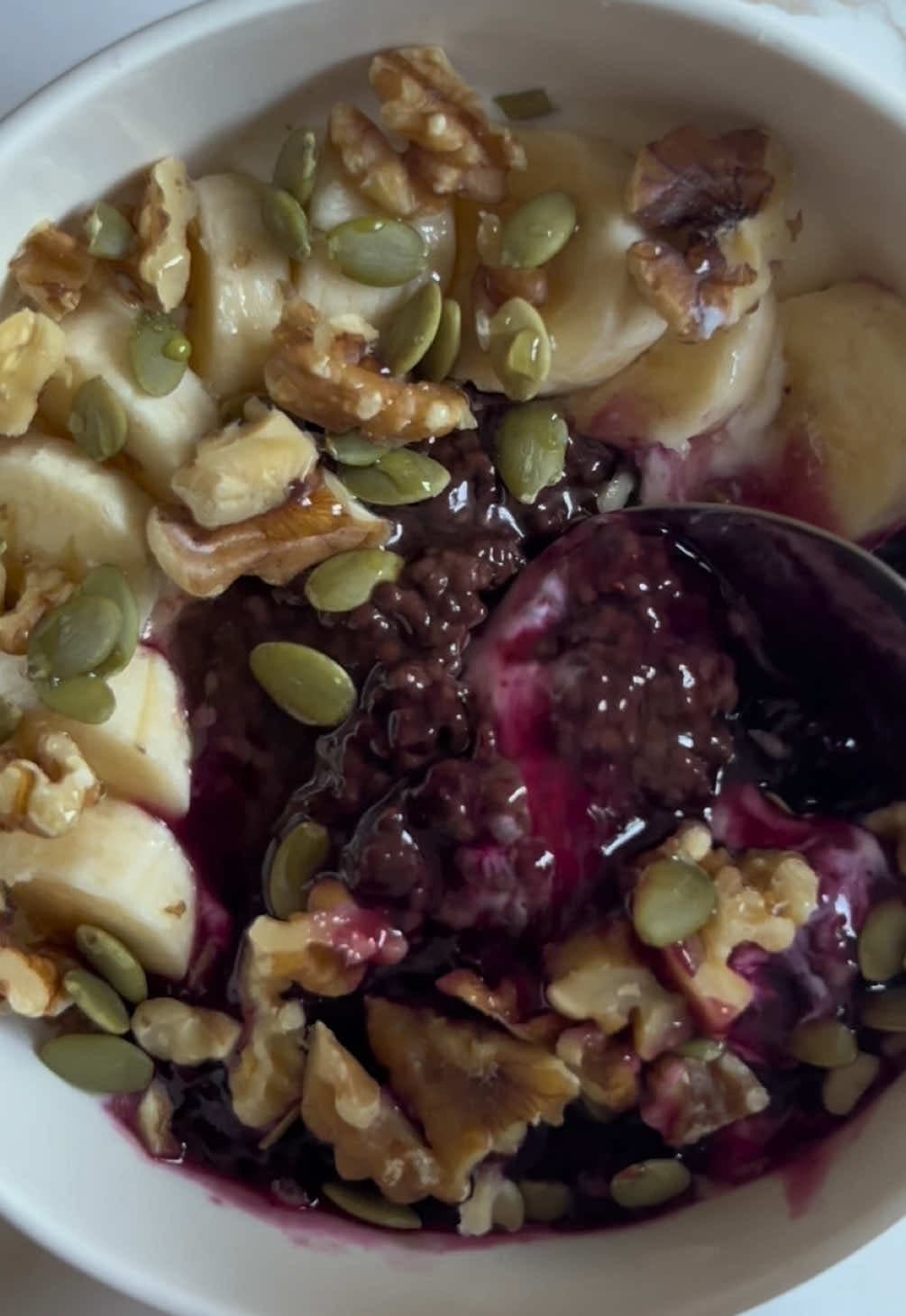 Ultra Chocolate Chia Crunch Bowl