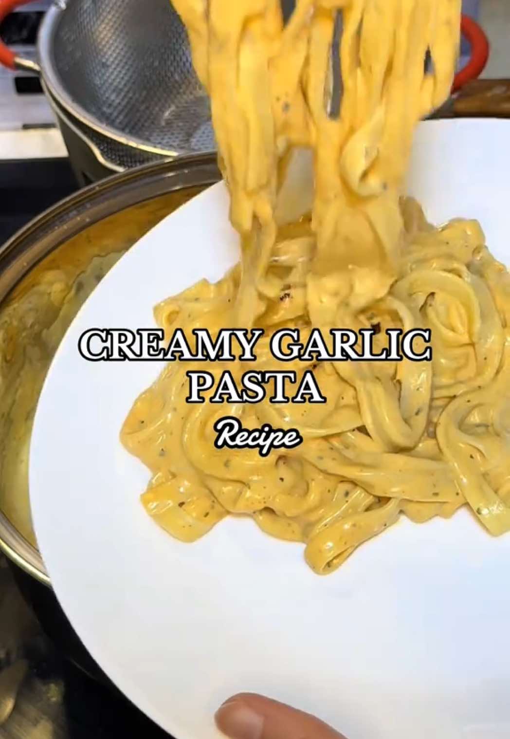 Cremige Knoblauch-Käse-Pasta
