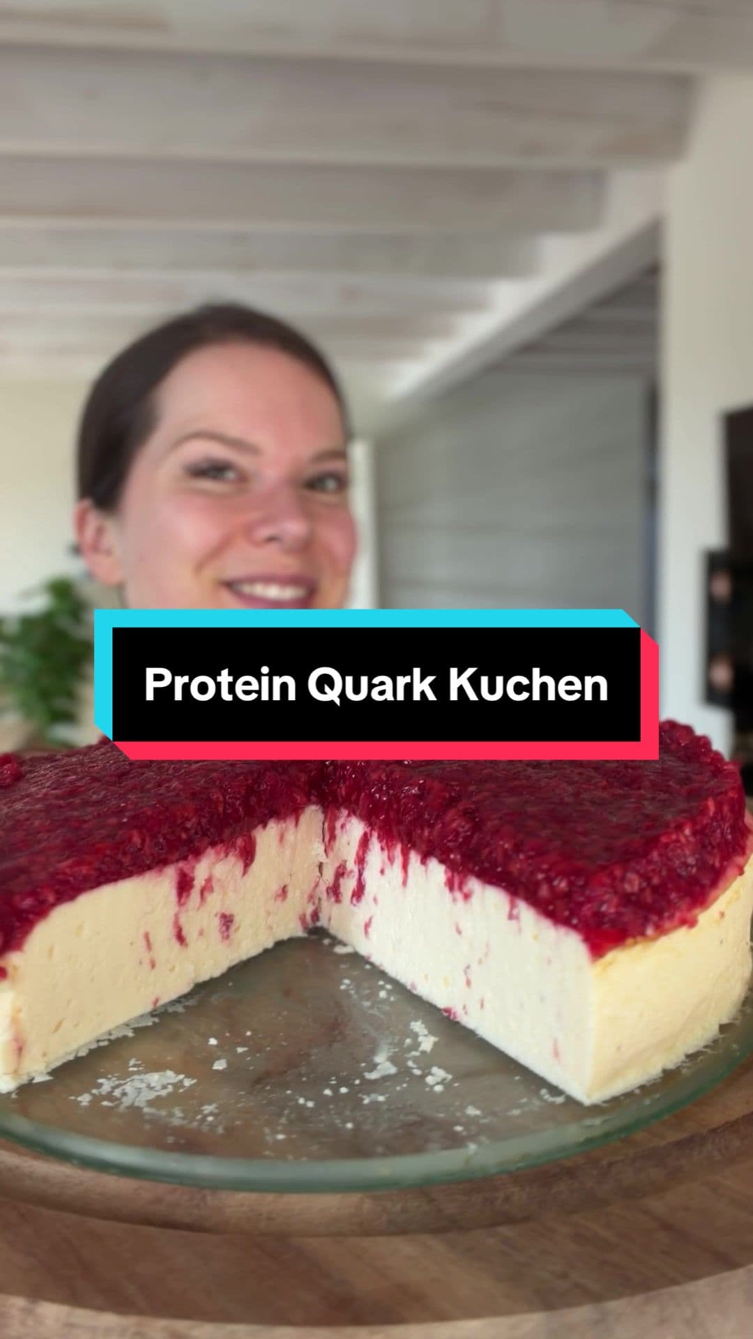 Protein Cheesecake mit Himbeer-Topping