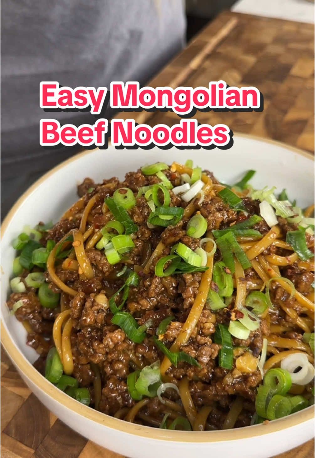 Tallarrines mongoles de carne molida ricos en proteínas
