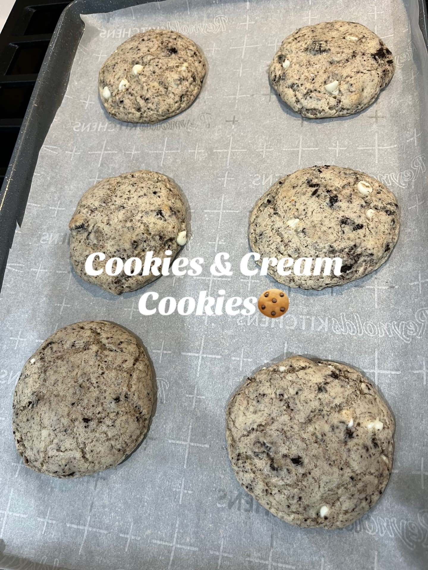 Cookies & Cream Cookies